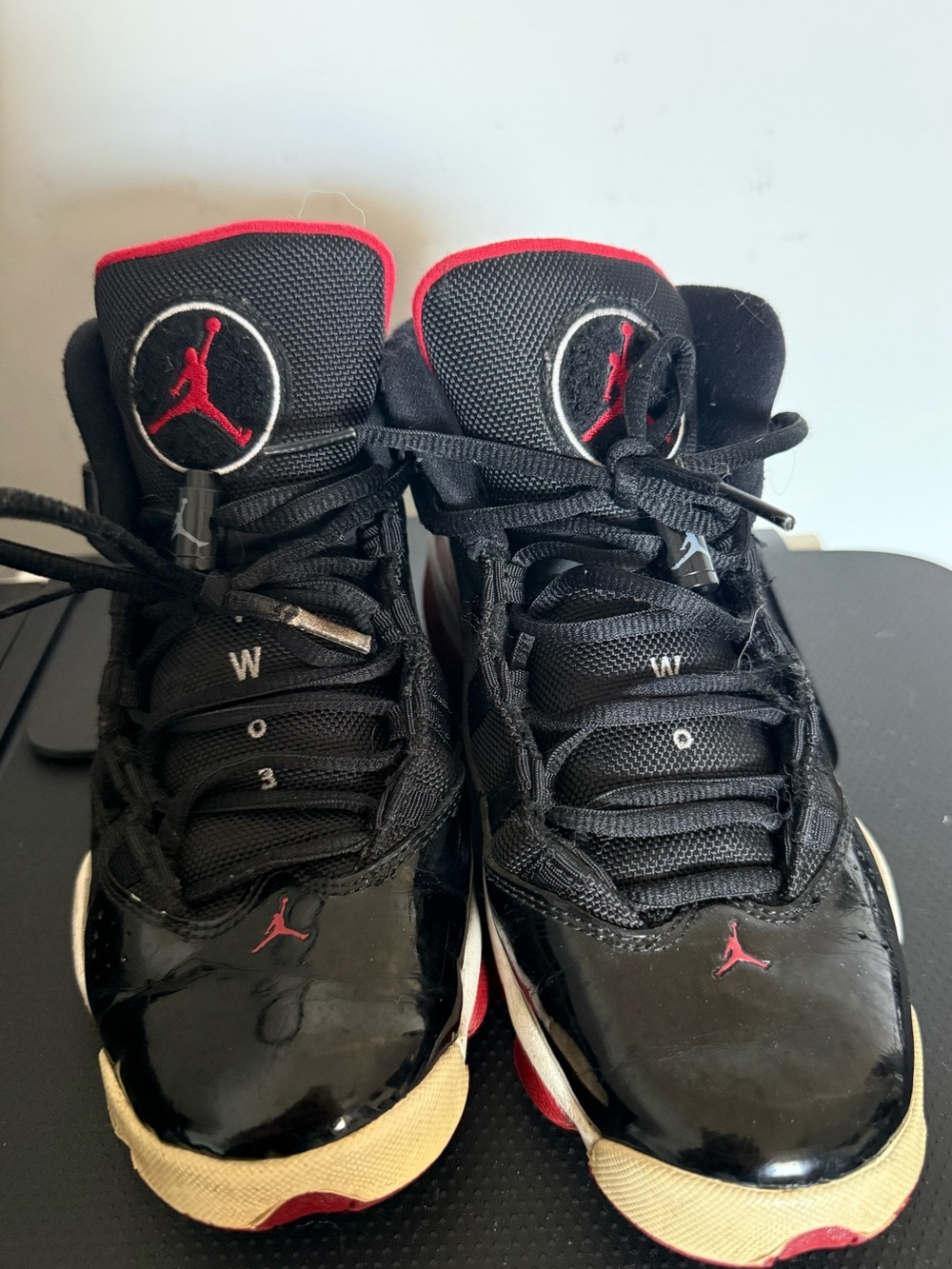Jordan Basketball Shoes – Black/Red